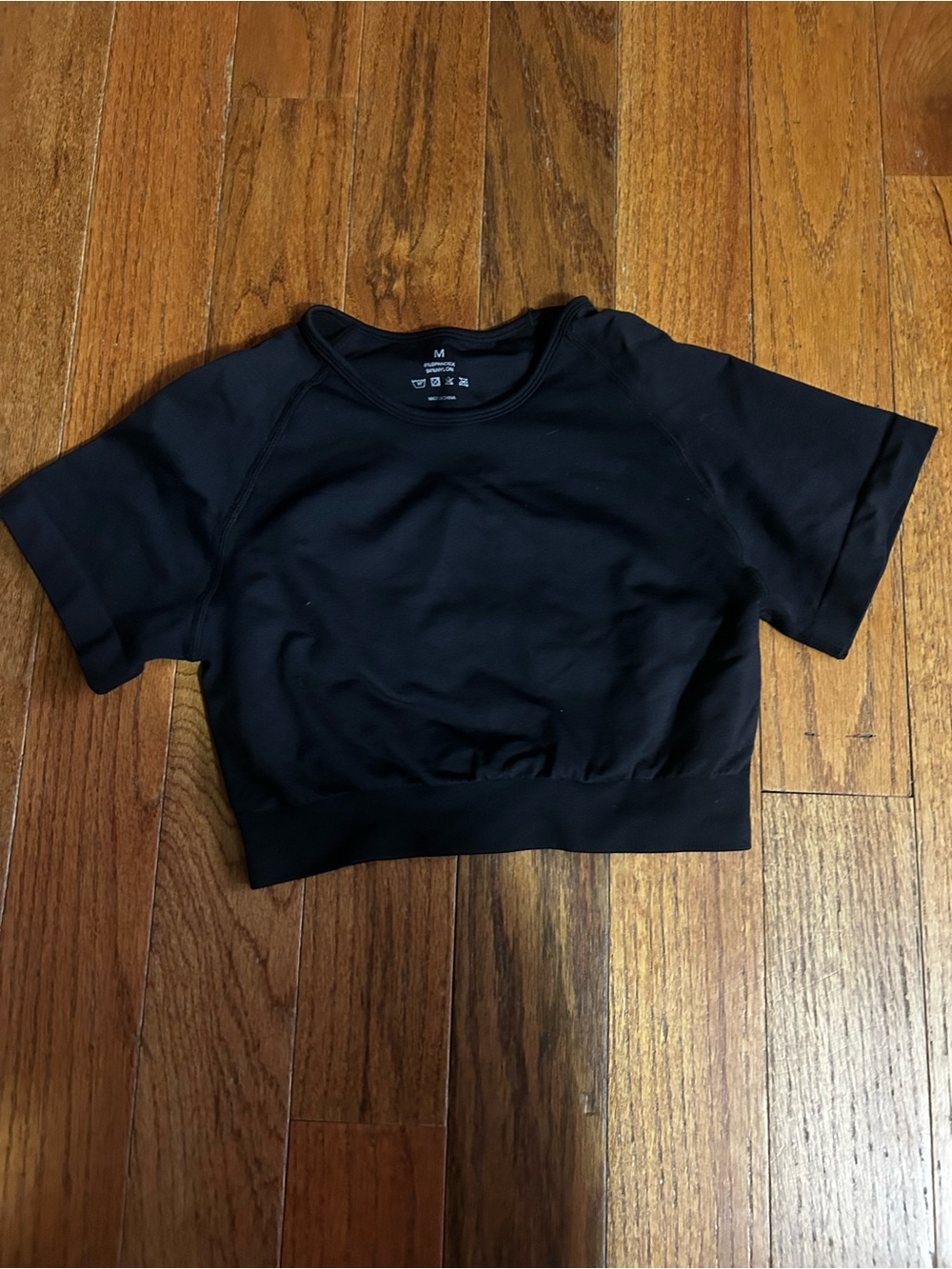 NVGTN Black Cropped Muscle Tee